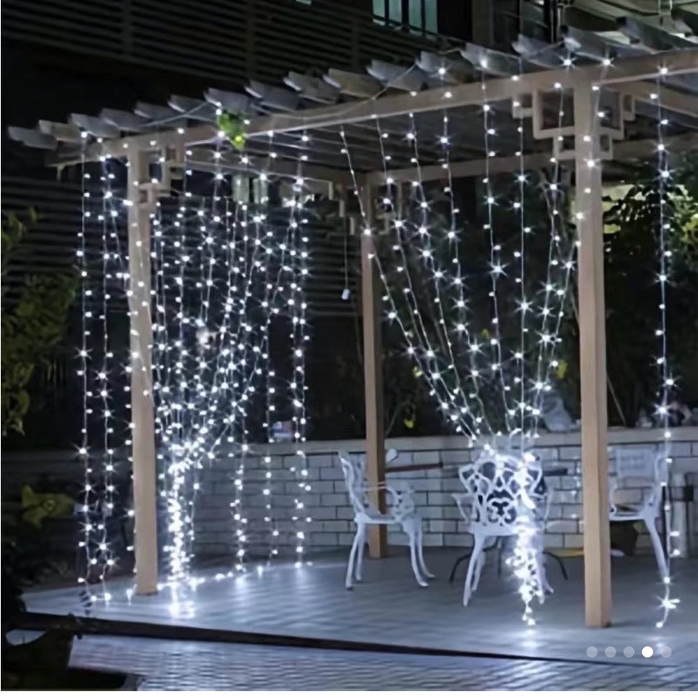 New! Color Changing Curtain Fairy Lights With Remote!